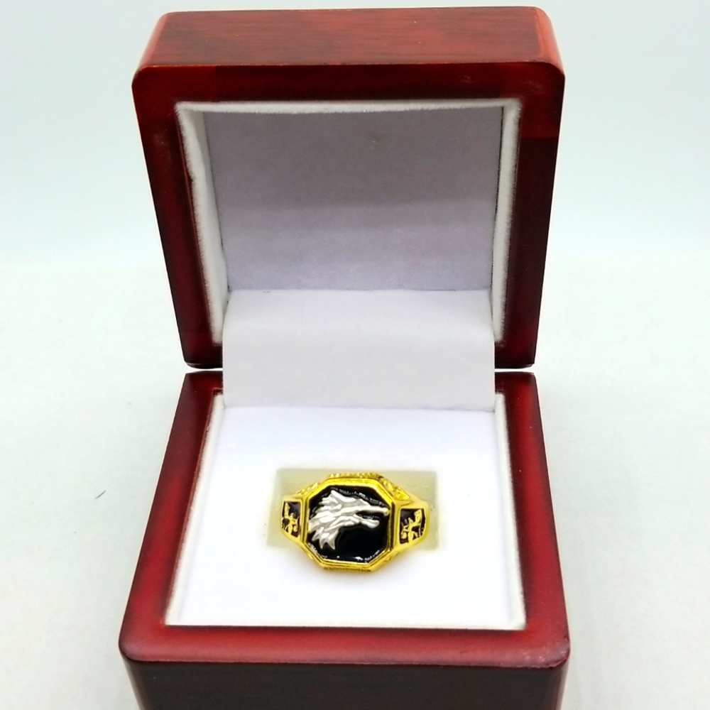 Mans Wolf Ring - image 1